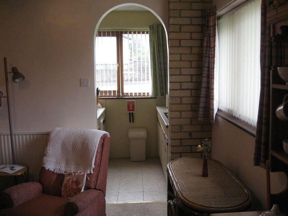 Cae Y Rhedyn Annexe Hotel Crickhowell Bagian luar foto